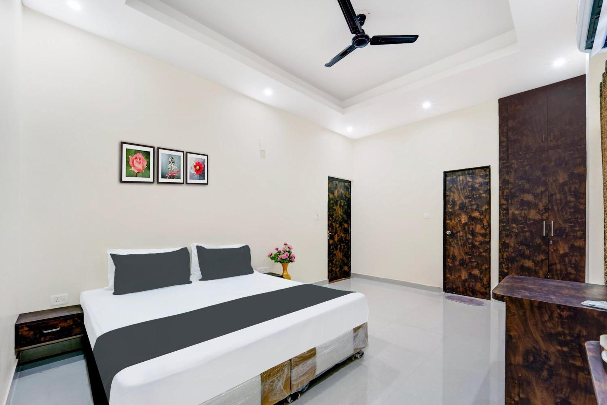 Hotel O The Elegance Resort Danapur Esterno foto