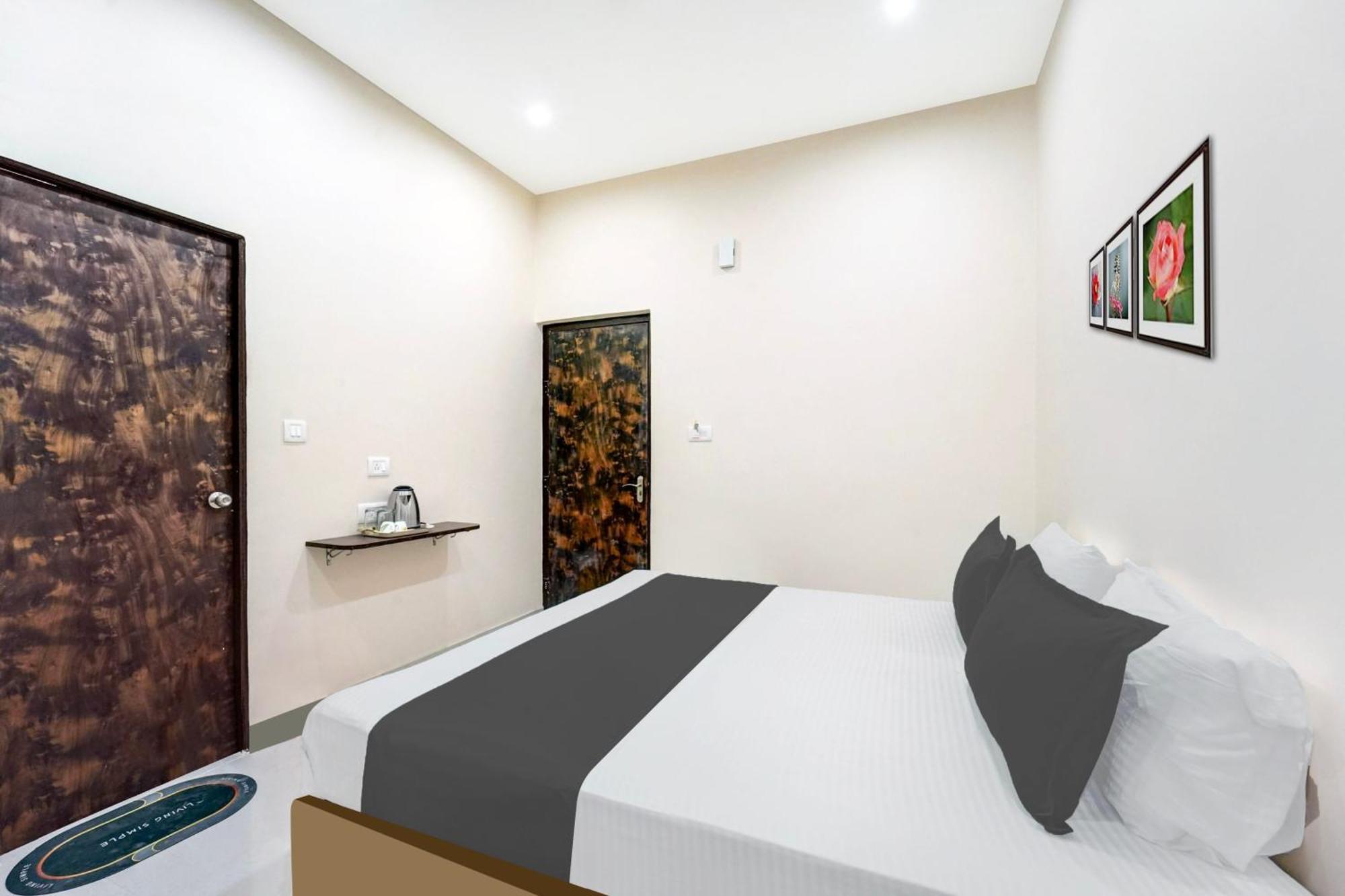 Hotel O The Elegance Resort Danapur Esterno foto