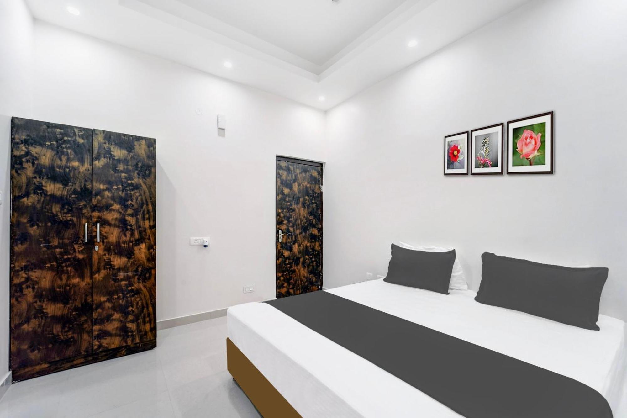 Hotel O The Elegance Resort Danapur Esterno foto